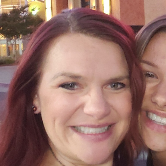 Meet your Posher, Myla - Picture 1 of 1